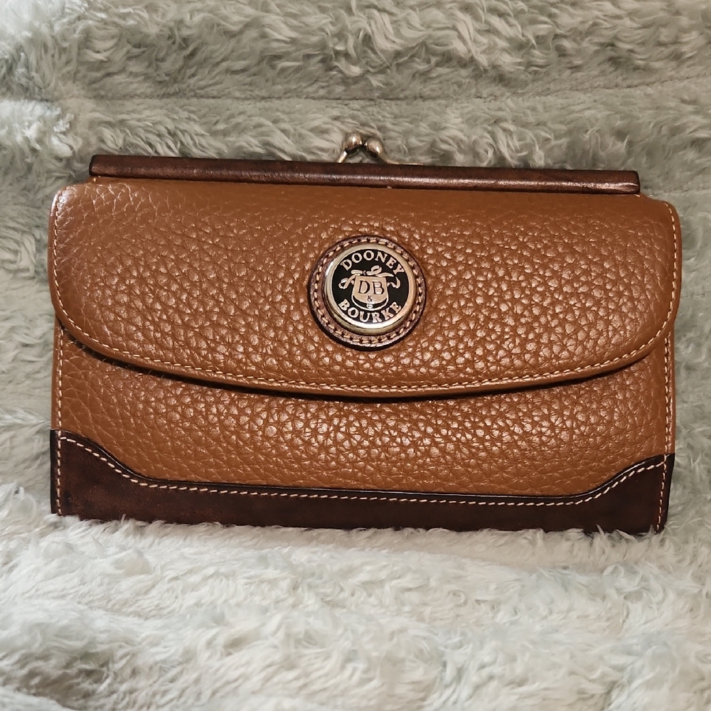 Dooney & Bourke British Tan And Brown Pebbled Leather Wallet
